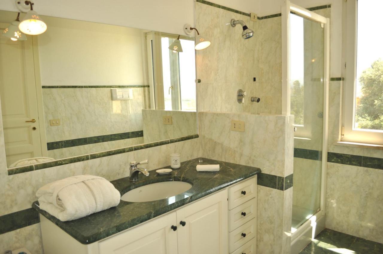 Villa Luce B&B Olbia Eksteriør billede