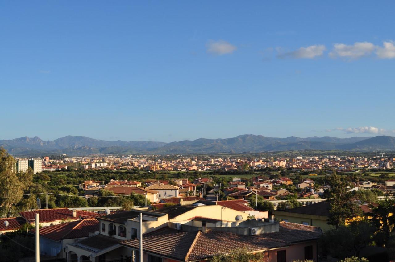 Villa Luce B&B Olbia Eksteriør billede